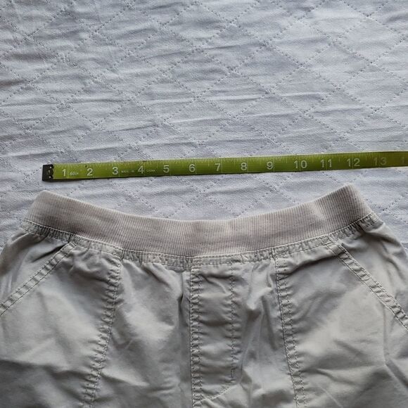 Off White Casual Drawstring Shorts Boys Size XL(14/16) - Picture 5 of 8